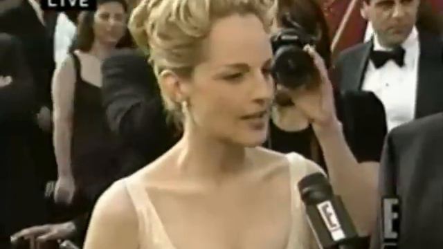 Helen Hunt  Hank Azaria - Oscar Carpet 1997