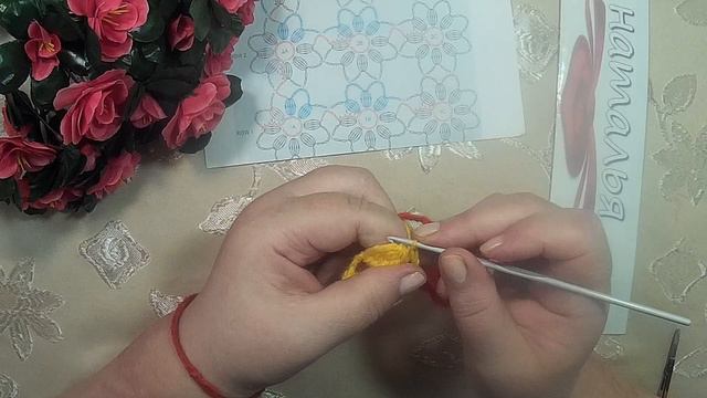 Вязание крючком   из мотивов   Салфетка  из цветочных мотивов
