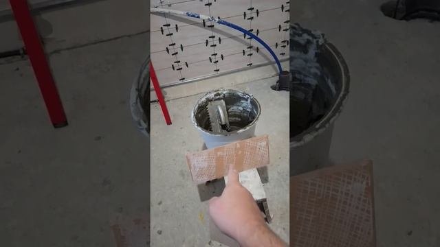 Как клеить плитку на гипсовую штукатурку!