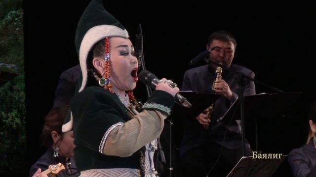 Сэлэнгын Хацаг мандатугай. Сэдэб Банчикова.