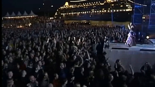11 aquarius (Within Temptation The Silent Force Tour 2004 )