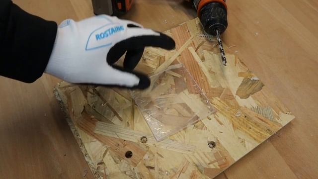 Comment percer du plexiglas rapidement et efficacement ?