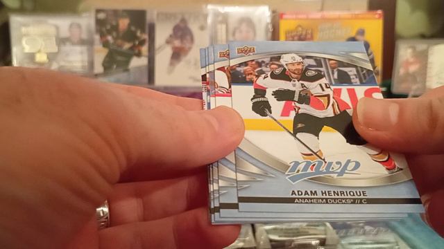 2023/24 UPPER DECK MVP HOCKEY HOBBY BOX #3 BOX BREAK
