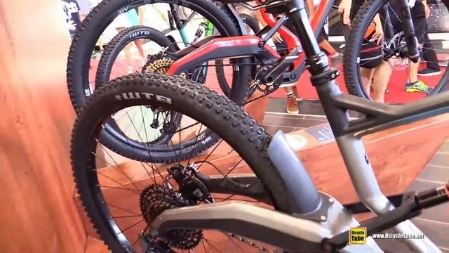 2018 Marin Wolf Ridge 8 Mountain Bike - Walkaround - 2017 Eurobike