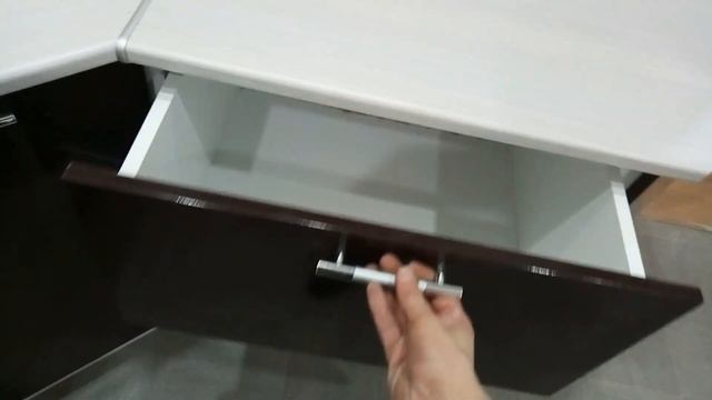 Кухня в небольшом помещении. Модульные системы. Mebeelek.ru