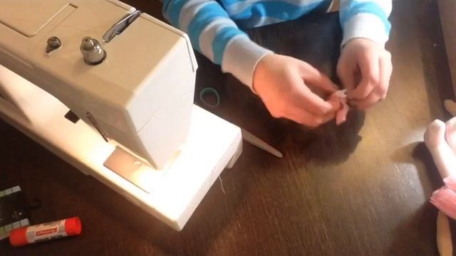 Мастер класс по созданию текстильной куклы. Часть 3