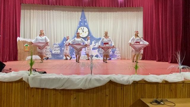 Танец «Платочки расписные», исп. хор.ансамбль «Ставропольская жемчужина»