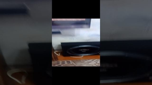 подключил автомобильный саб к соундбару