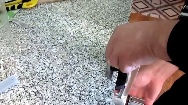 Бутылкорез из мясорубки, Простая конструкция.