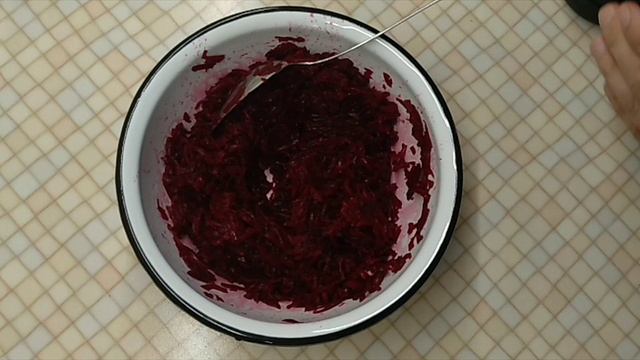 ОТВАРНАЯ СВЕКЛА С ЧЕРНОСЛИВОМ
