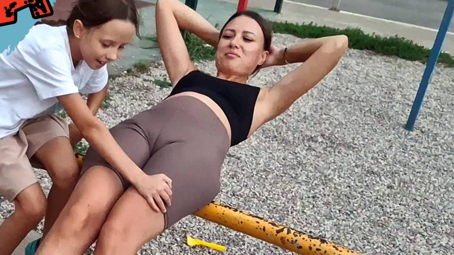 СЕСТРА УЕХАЛА / НАСТЯ УБЕЖАЛА В НОВЫХ  КРОССОВКАХ