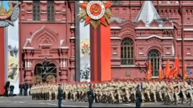 Указом Александра третьего бело-сине-красные цвета стали государственными цветами в России