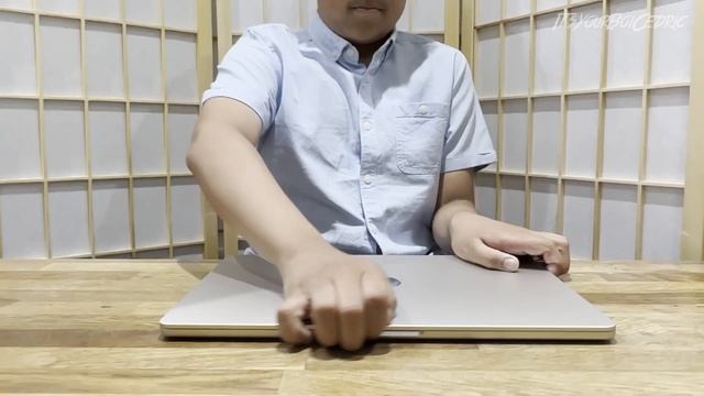 13 YEAR OLD AND HIS NEW 15 INCH MACBOOK AIR! | MacBook Air 15 inch Unboxing