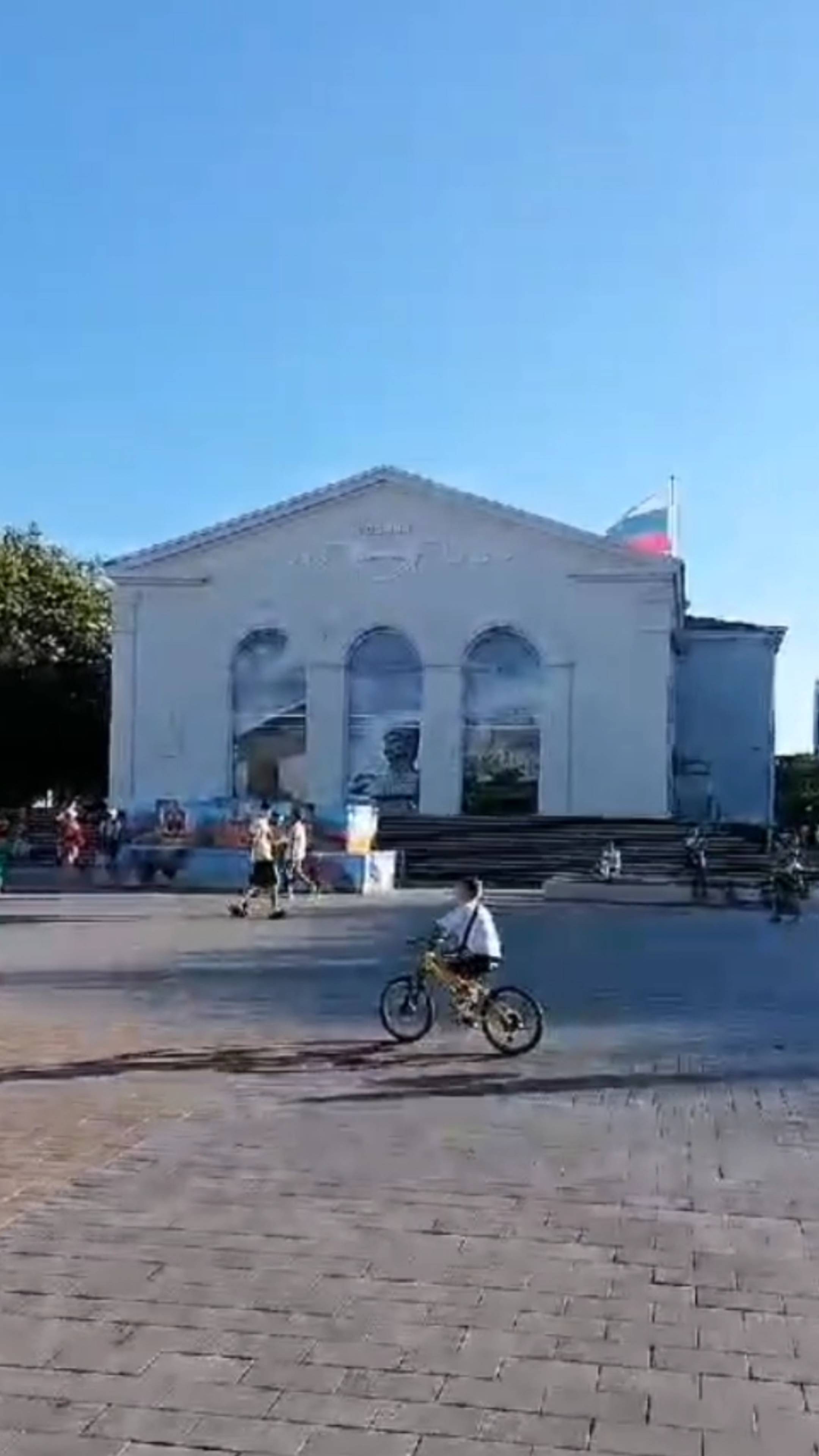 Описание центральной площади города Анапа