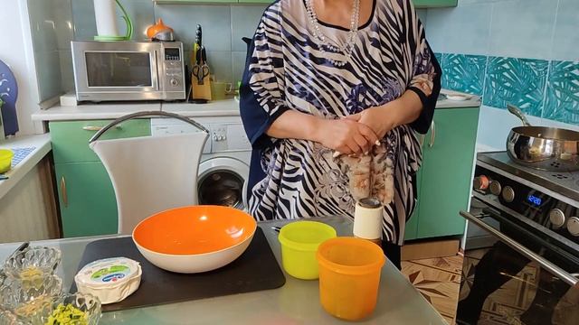 Летний овощной суп, намазка на бутерброды.