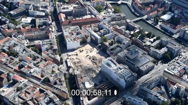Areal am Tacheles an der Oranienburger Straße im Ortsteil Mitte in Berlin Deutschland