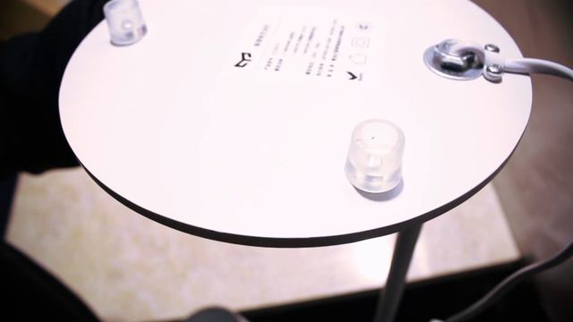 Yeelight Minimalist Desk Lamp - минималистичная настольная лампа xiaomi