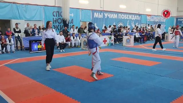 ФОК _Союз_ г.Тольятти первенство Самарской области по тхэквондо среди юношей и девушек 12-14лет.