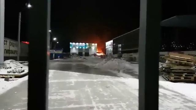 Склад сгорел в Улан-Удэ