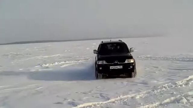Mitsubishi pajero sport 1