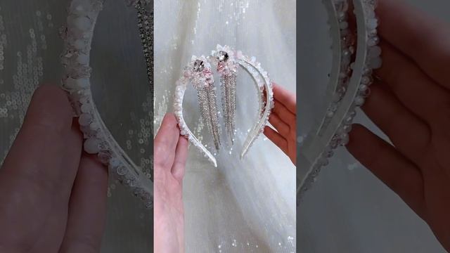 Дополните образ красивыми аксессуарами ?