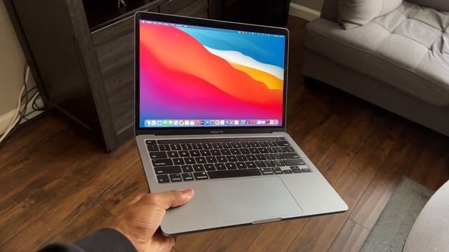 MacBook Pro 13 Review: 1 Year Later!