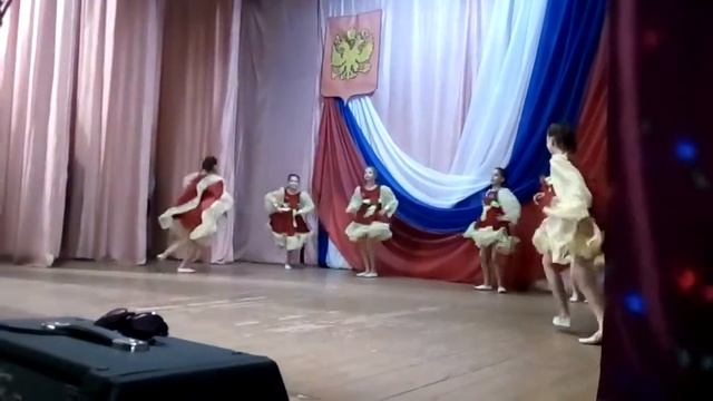 Народно - стилизованный танец "Барыня"