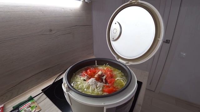 Готовим в мультиварке. Глянцевая кухня - уход. Переехали с Урала на юг.