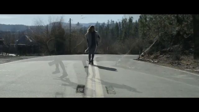 Целуешь ,прощаешь