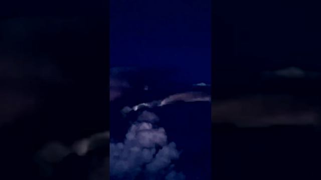 Грозовые облака вид с борта самолёта