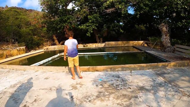 Surface Interval Bonaire's Fontein ep. 34 | A Diver's Life