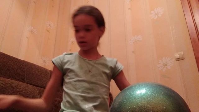 Я показываю новые вещи для художественной гимнастики . Новые вещи!
