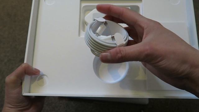Unboxing M1 MacBook Air 2020 Space Gray | Currys PC World UK
