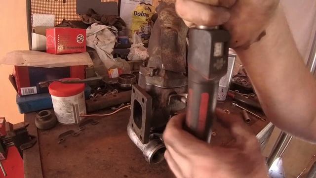 Nissan Patrol Y60 restoration | Installing Turbocharger #33