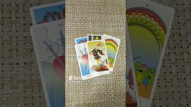 #shorts ВОТ ЭТО ПОВОРОТ?ЧТО У НЕГО НА СЕРДЦЕ К ВАМ⁉️ #топ #tarot #гадание #будущее #тароонлайн.mp4