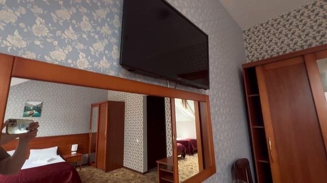 Обзор номера Стандарт 4-х местный в отеле РП Утомленные Солнцем с бассейном лаундж-зоной и сауной!