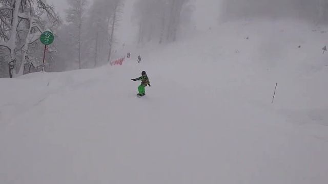 Поездка в сочи на горнолыжный курорт , роза хутор , красная поляна  . Катание на сноуборде