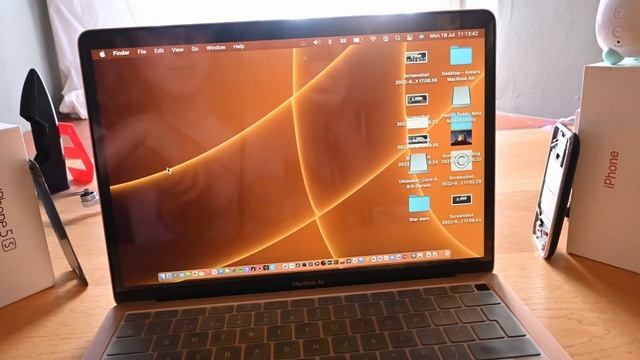 Worth buying a 2020 Macbook Air in 2022? #macbookair #mac