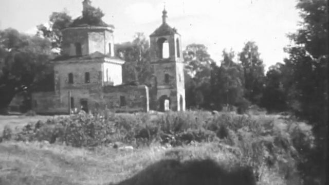 Начало 1970-х,  церковь в Павельцево