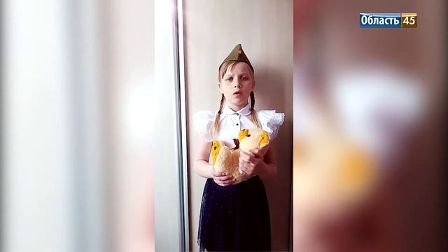 Все звёзды Варвара читает стих Лоры Тасси Оборванного мишку утешала