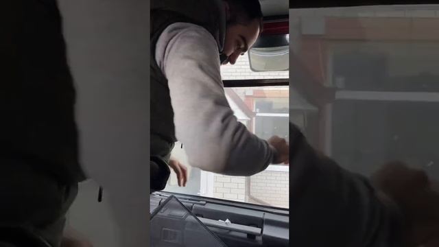 Установка каркасных шторок на окно магнум 1, Renault magnum 1