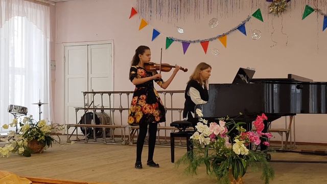 Розалия Усманова, 11лет  Г. Эллертон "Тарантелла"