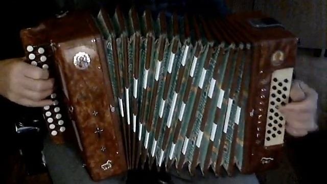 Звучит трьохголосная 