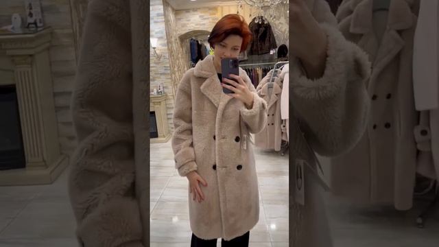 Пальто также есть в оттенках "коралл" и "красный". Твоя скидка 5% по промокоду "МЕДЕЯ25" #shopping
