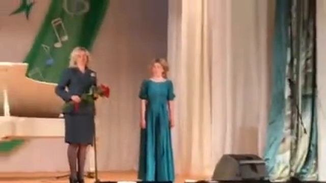 Поздравление Е.В.Белкиной, начальника управления культуры. Юбилей ДМШ№2.