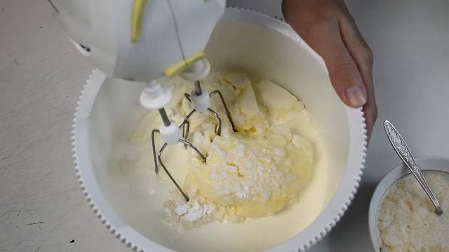 Чизкейк без выпечки с карамелизированными грушами