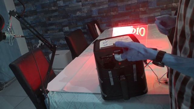 COSORI CS158-AF SmartAirFryer 5.5L 100 Recipes Cookbook  OnlineGoogleAssistantAPP_Opening