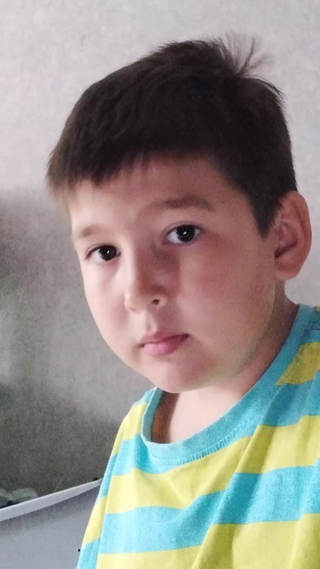 у кого работает чат сюда