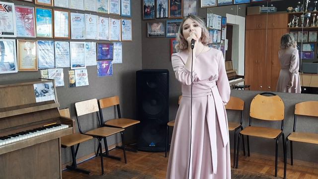 Суряднева Варвара "Над городом" и "Big time"