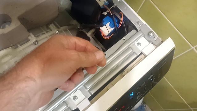 стиральная машина SAMSUNG_WW70R62LATW